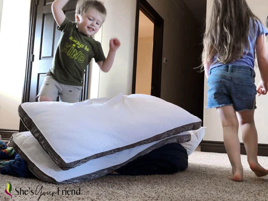 3 Best Pillow for Kids She's Your Friend